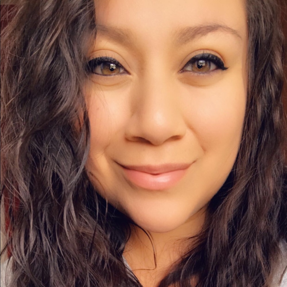 Meet your Posher, Karina